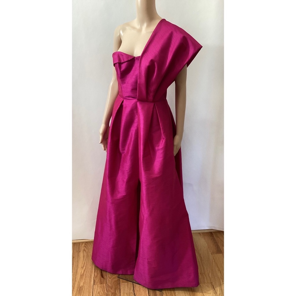 SACHIN & BABI ONE SHOULDER GOWN, RESORT 2022 COLLECTION - Picture 2 of 8